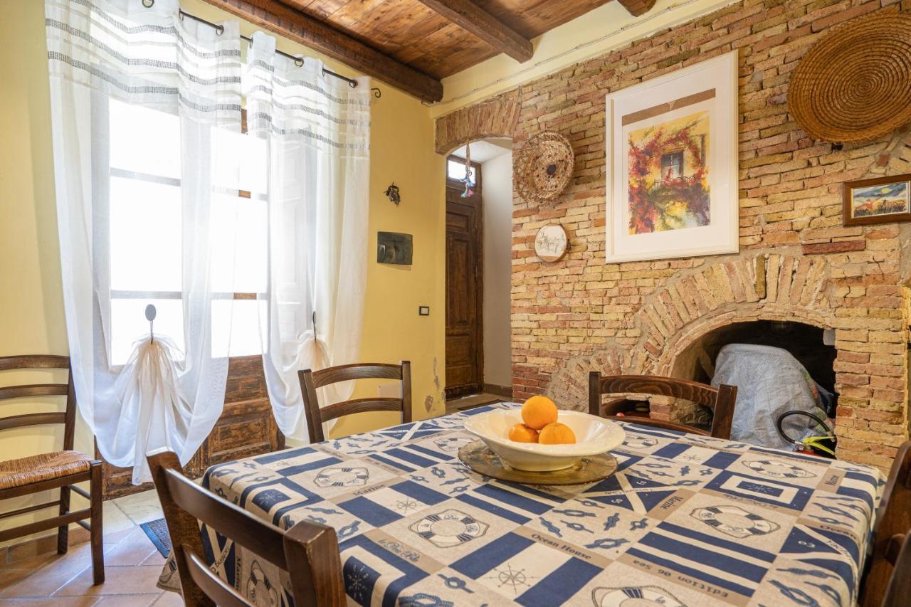 Vila Casa Della Nonna Caltavuturo Exteriér fotografie