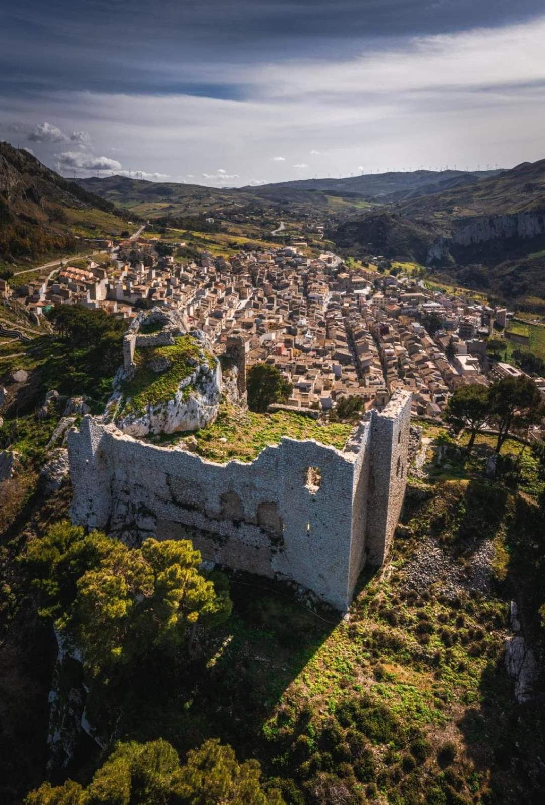 Vila Casa Della Nonna Caltavuturo Exteriér fotografie